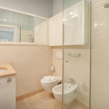 Villa Ilaria With Private Pool And View Torri Del Benaco