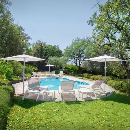 Ilaria With Private Pool And View