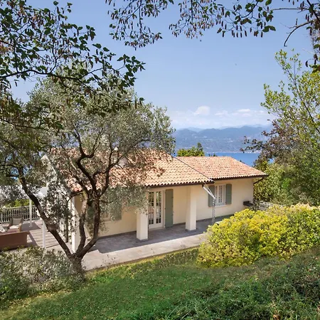 Ilaria With Private Pool And View *